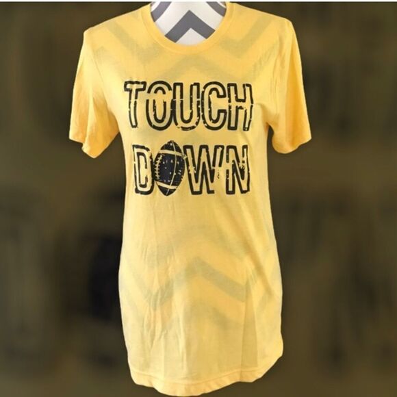 Top Crate Touch Down Tee NWT Various Sizes - Picture 2 of 5